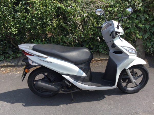Honda NSC50 Vision Moped GU62