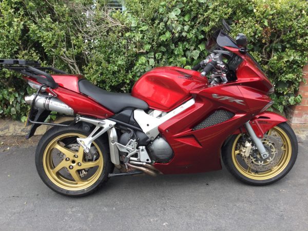 Honda VFR800 A-6 Motorcycle
