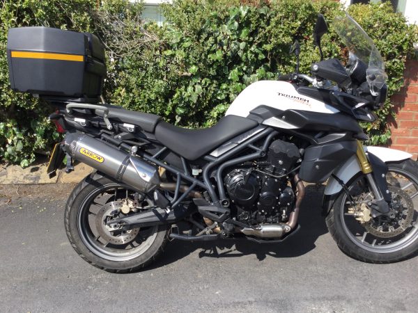 TRIUMPH TIGER 800 MOTORCYCLE
