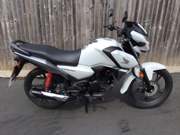 Honda CBF125 M-M Motorcycle GY23