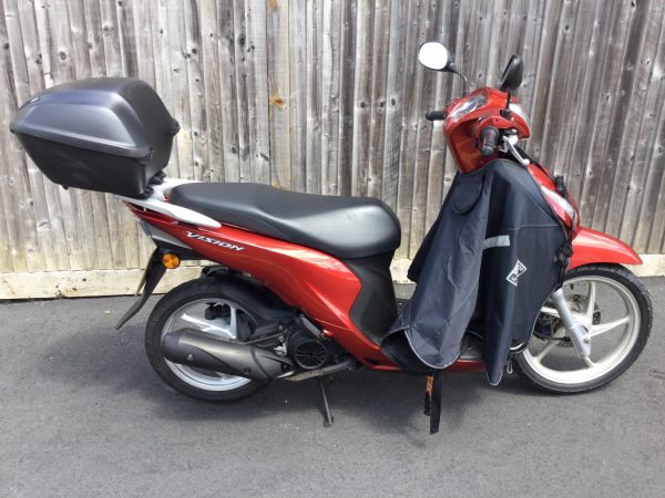 Honda NSC110 Vision Scooter GP19