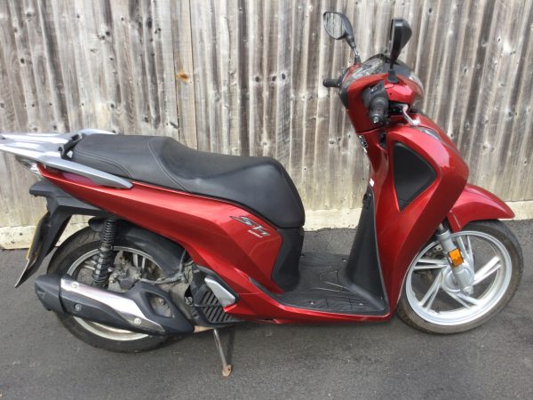 Honda SH125 Scooter LC67