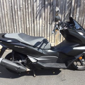 Honda PCX125 Scooter PF22