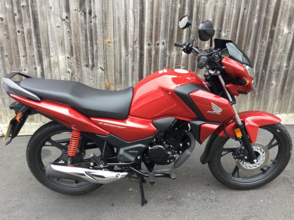 Honda CBF125 Motorcycle GM24