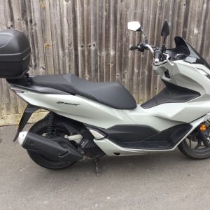 Honda PCX125 Scooter EN23